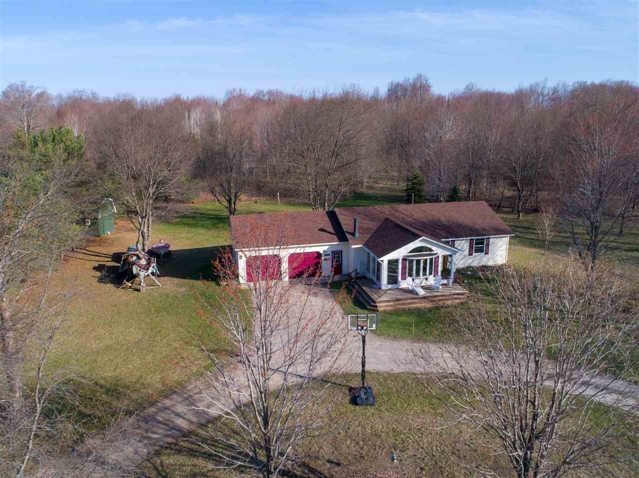 Property Photo: 8597 Pickerel Lake Rd MI 49770