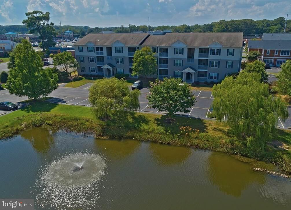 Property Photo: 1400 Pebble Drive 1424 DE 19971