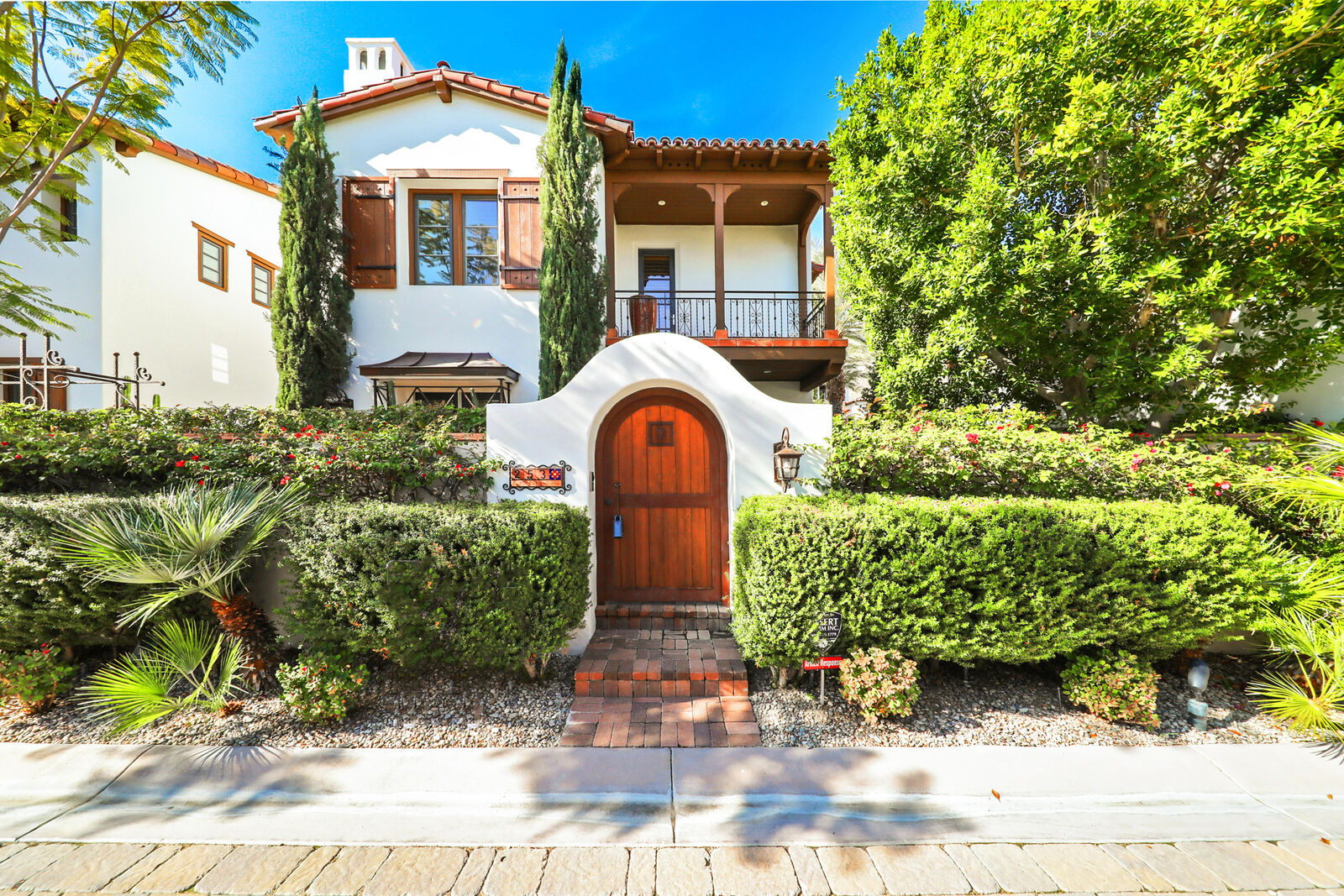 Property Photo:  253 Calle La Soledad  CA 92262 