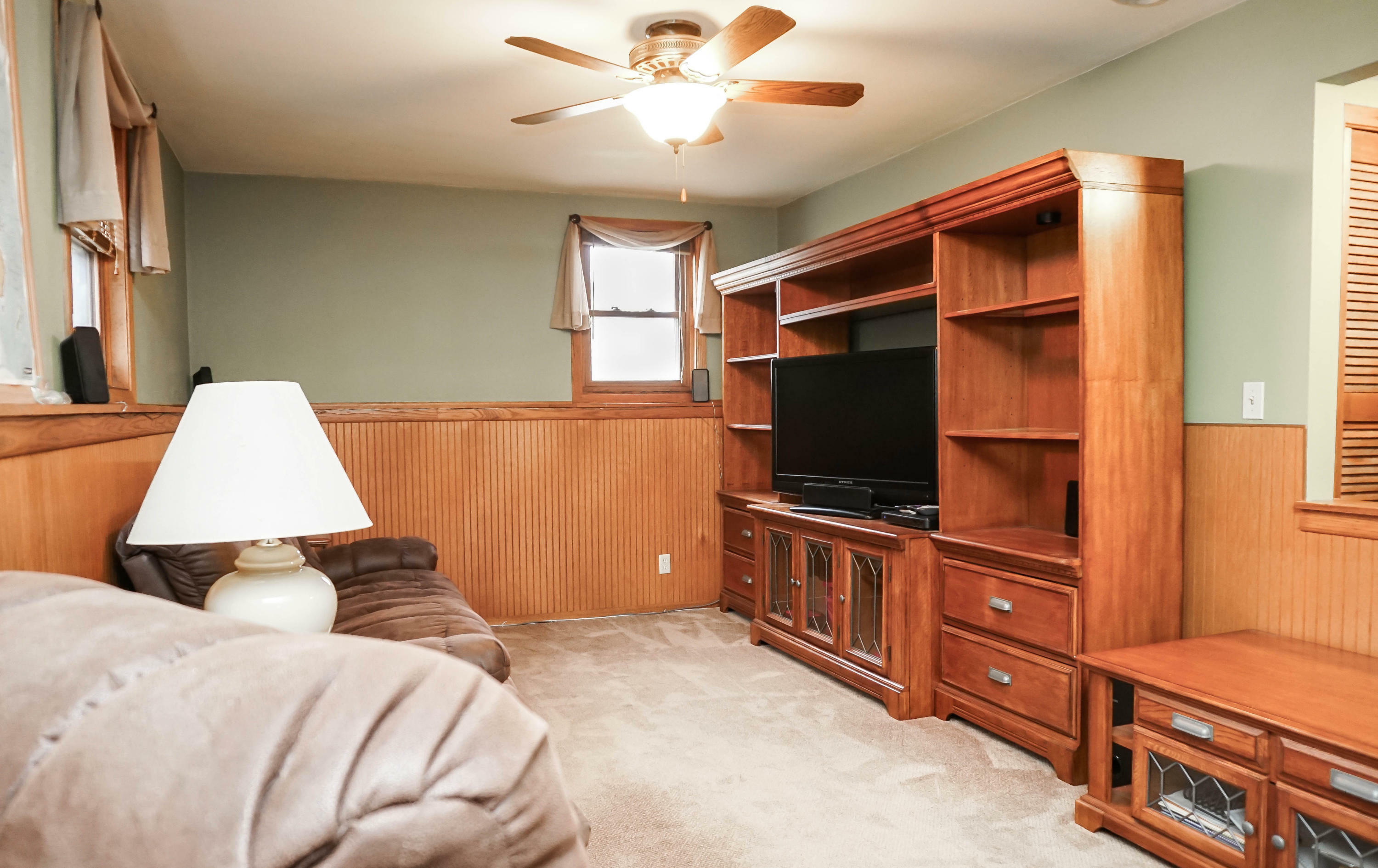 Property Photo: 7740 S Manitowoc Ave WI 53154