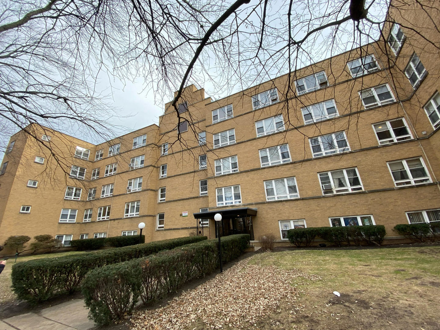 Property Photo: 5335 North California Avenue 3H IL 60625