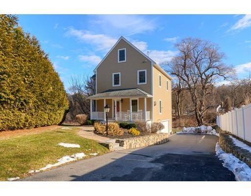 Property Photo:  86 Lowell Street  MA 01810 