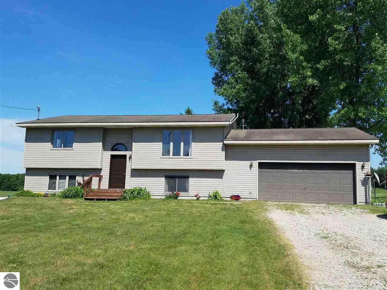 Property Photo:  3705 S 7 1/2 Road  MI 49638 