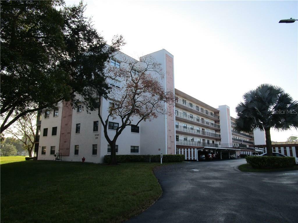 Property Photo: 8174 Terrace Garden Drive N 108 FL 33709