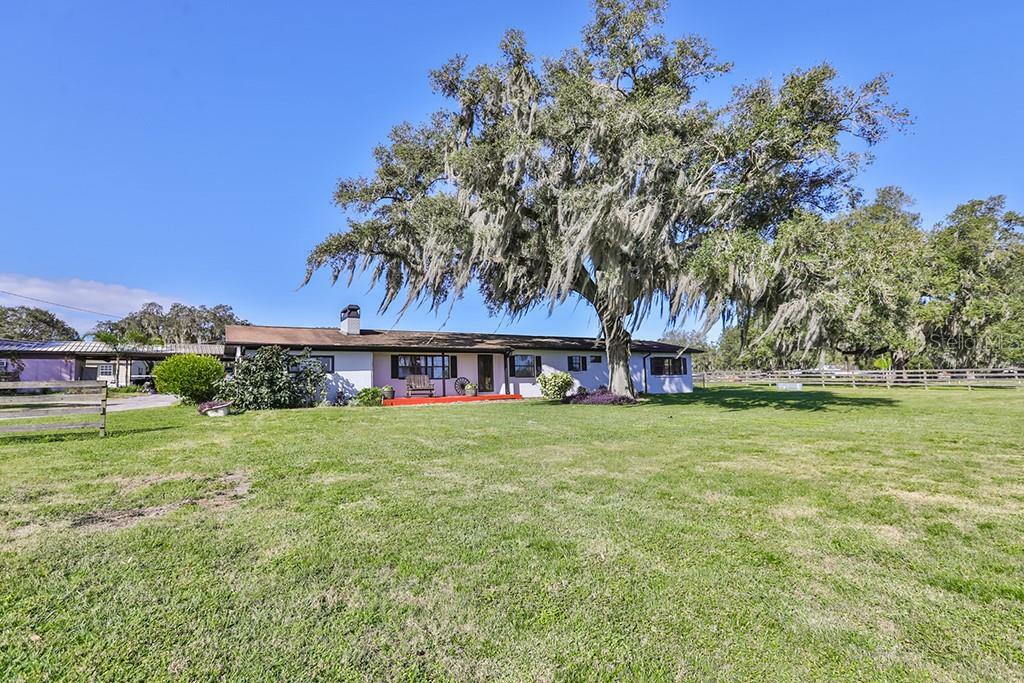 Property Photo:  3612 Overstreet Lane  FL 33594 