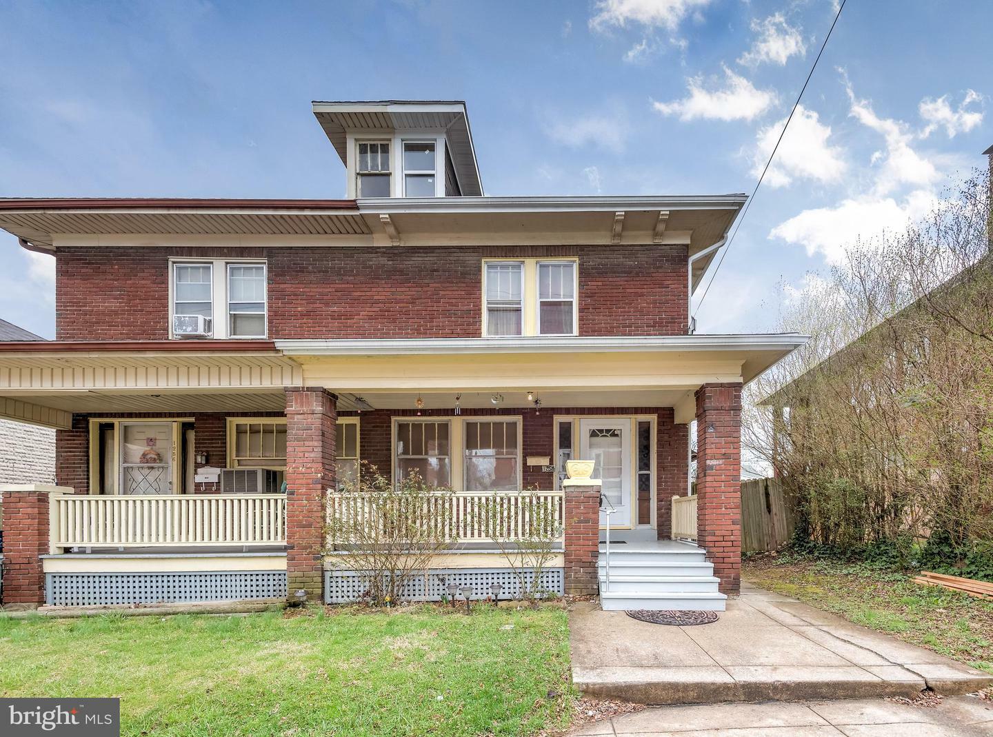 Property Photo:  1258 W King Street  PA 17404 