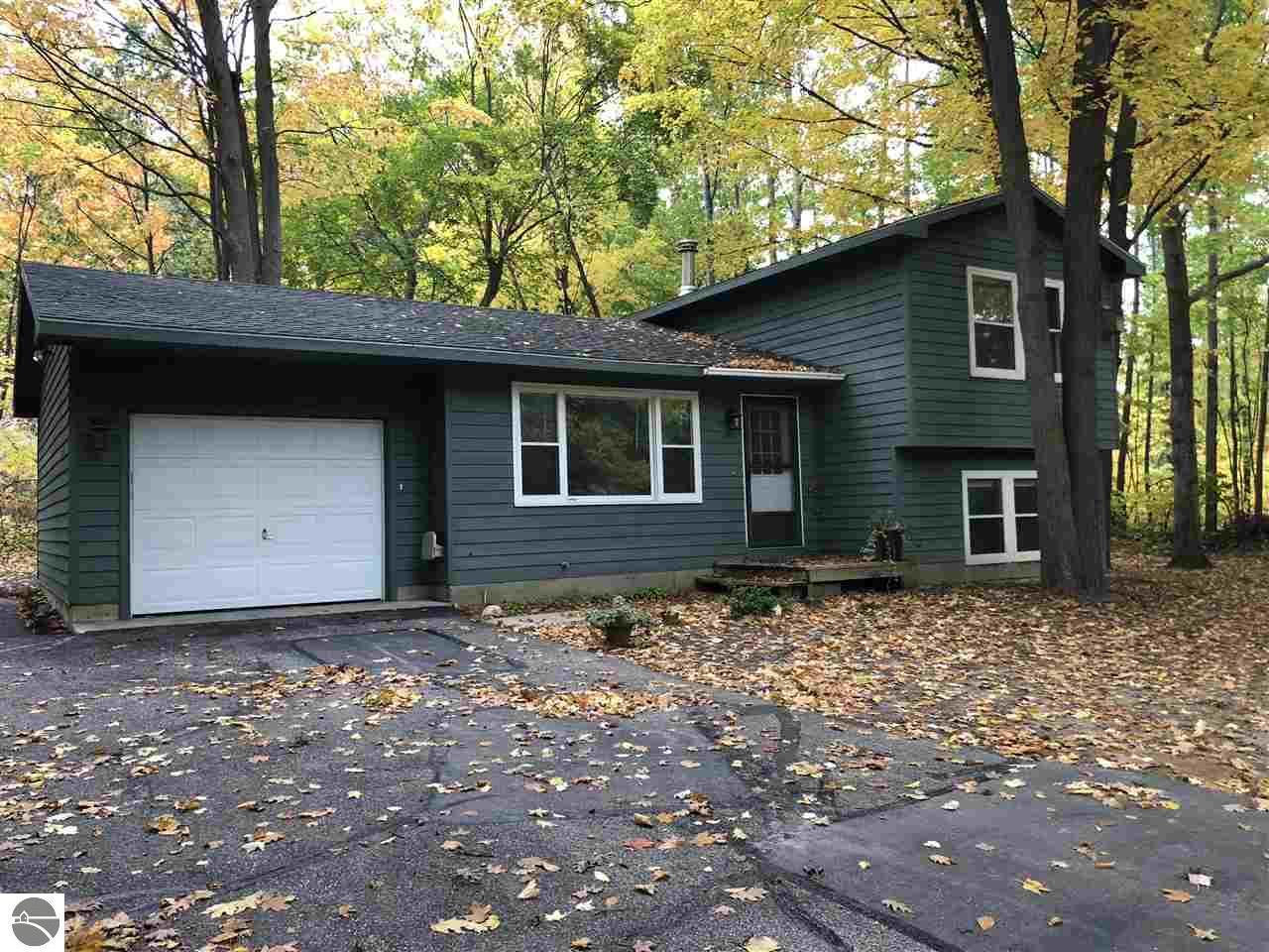 2782 English Woods  Traverse City MI 49686 photo