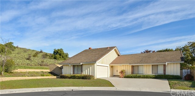 Property Photo:  2911 Eagle Heights Court  CA 91360 