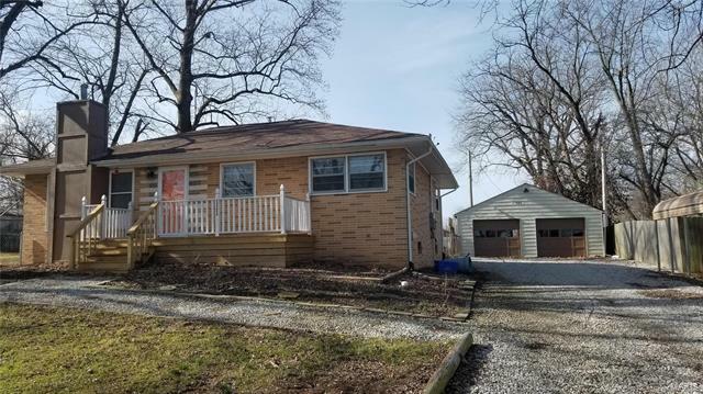 Property Photo: 111 Brookside 62269