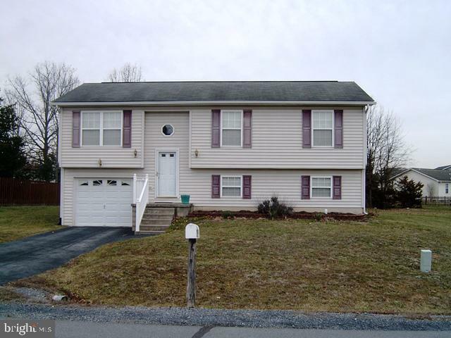 Property Photo:  425 Thoreau  WV 25428 