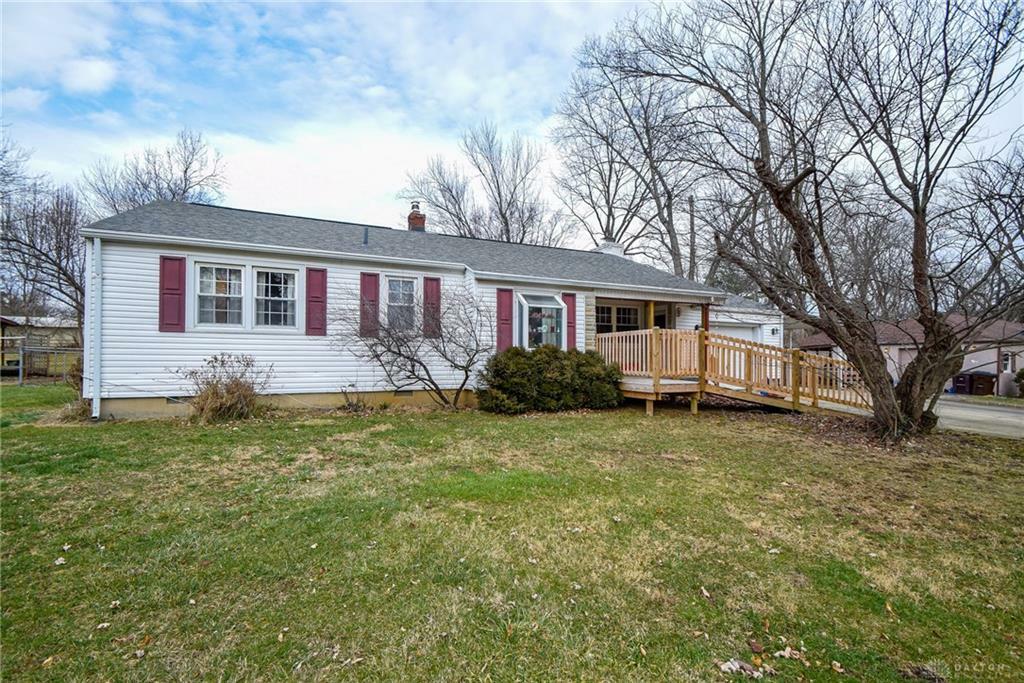 Property Photo:  3886 Knollwood Drive  OH 45432 