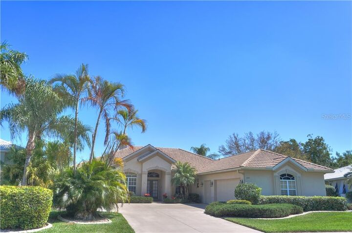 Property Photo:  609 Cockatoo Circle  FL 34285 