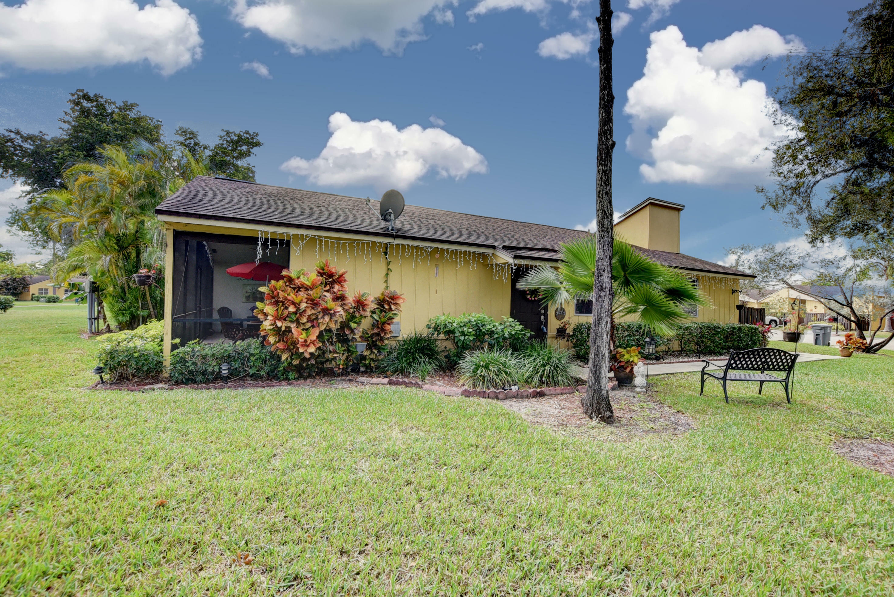 Property Photo:  22609 Vistawood Way  FL 33428 