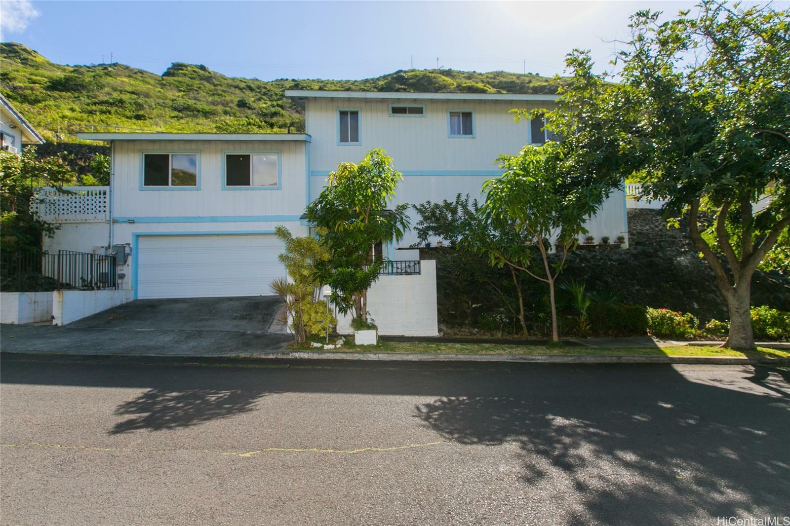 Property Photo:  1422 Miloiki Street  HI 96825 