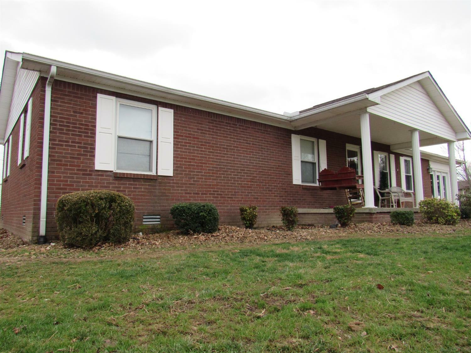 Property Photo:  3021 Clear Springs Dr  KY 40744 