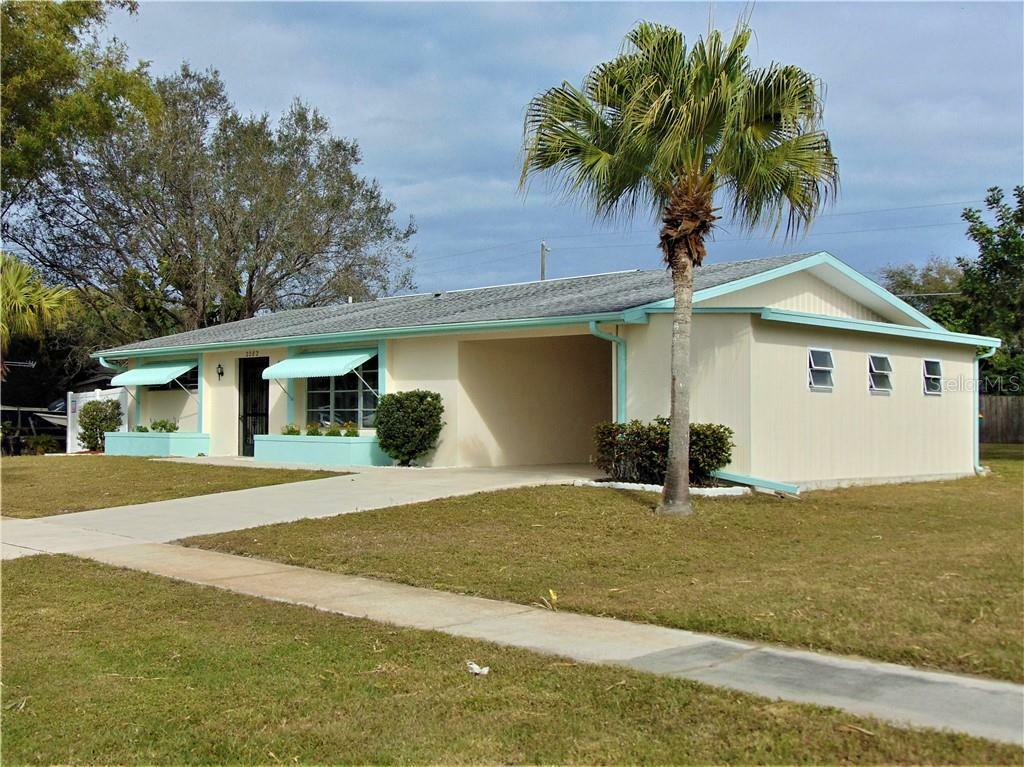 Property Photo:  2282 Beacon Drive  FL 33952 