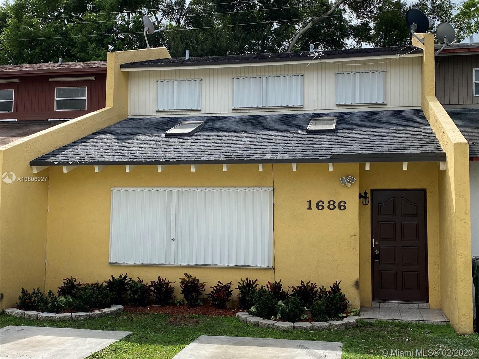 Property Photo:  1686 Sunrise Blvd  FL 33033 