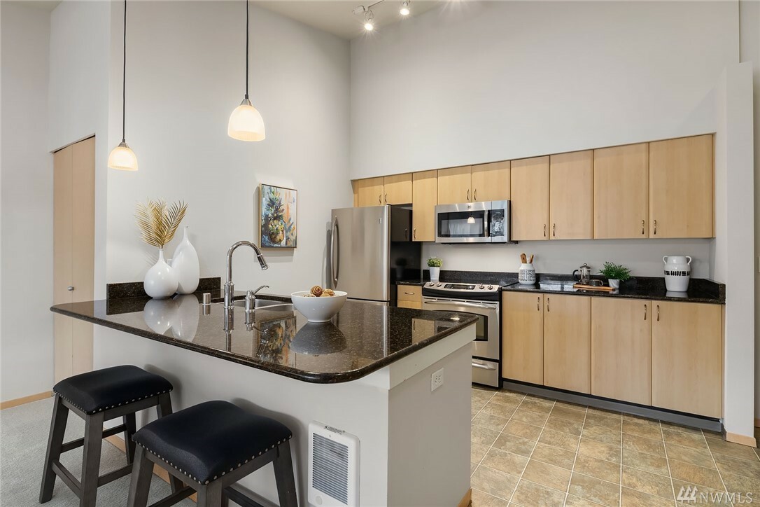 Property Photo: 812 5th Ave N 407 WA 98109