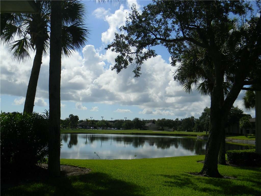 Property Photo:  11 Plantation Drive 204  FL 32966 