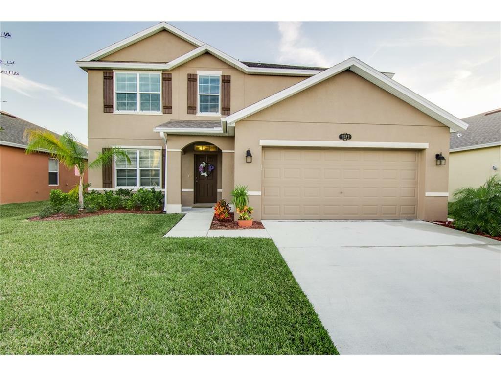 Property Photo: 1582 Lexington Square SW FL 32962