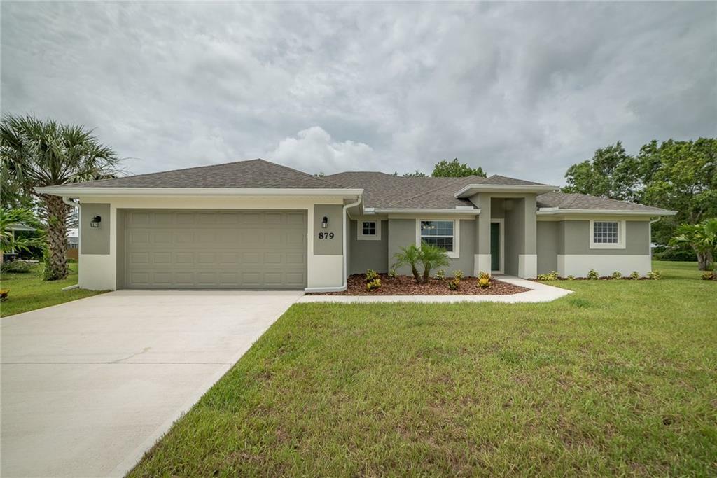 Property Photo:  879 Vocelle Avenue  FL 32958 