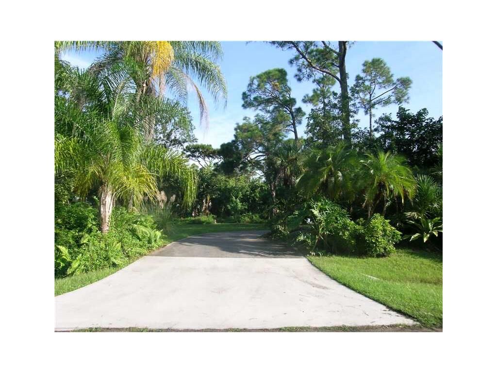 Property Photo: 758 Forster Avenue FL 32958