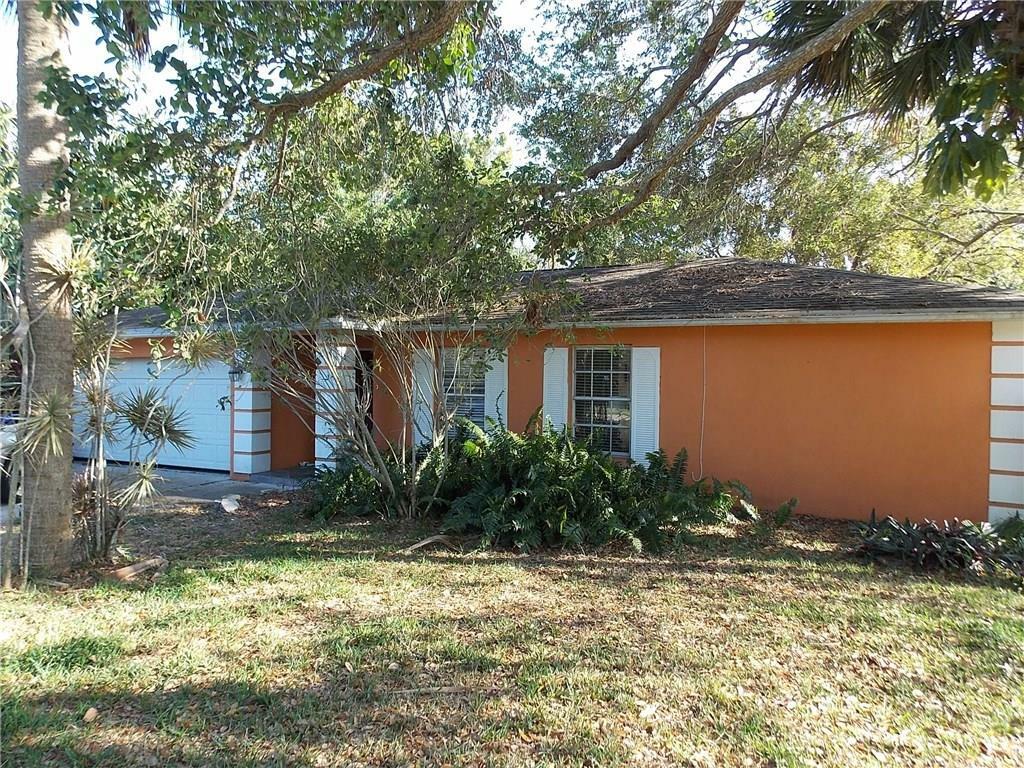 Property Photo:  1005 26th Street  FL 32960 