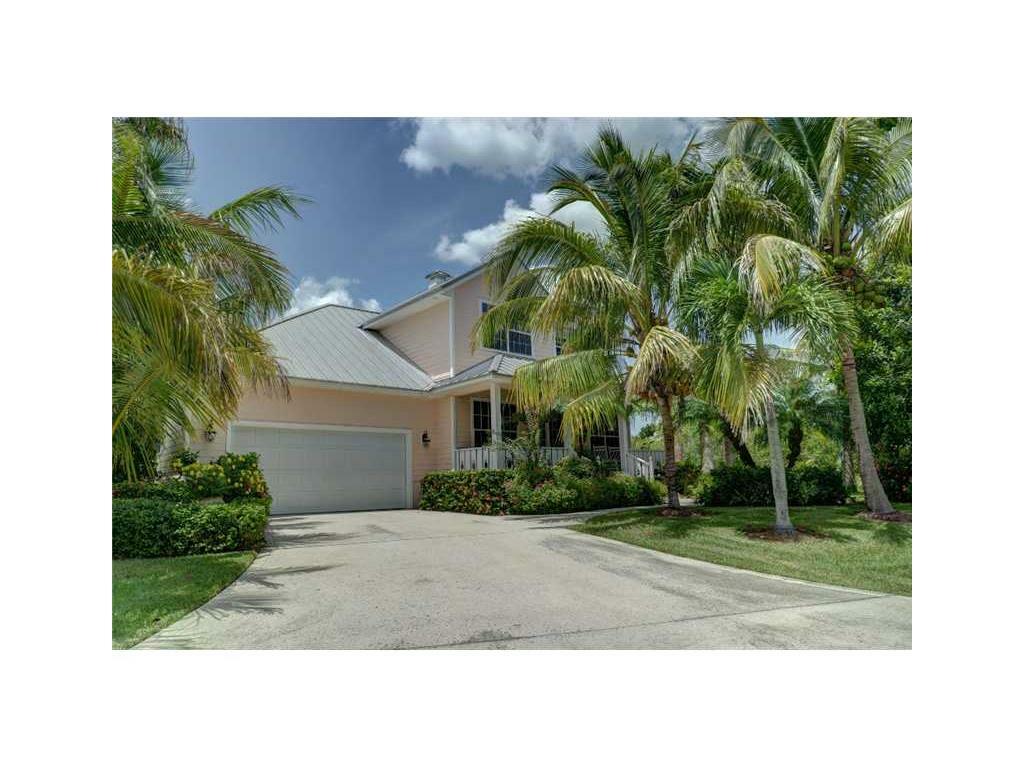 Property Photo: 2265 6th Court SE FL 32962