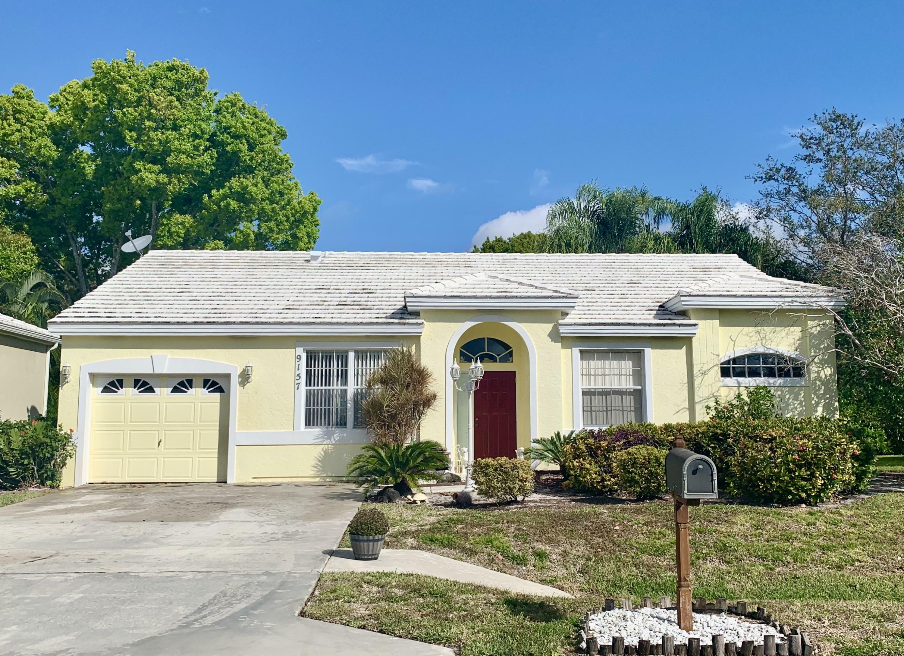 Property Photo:  9157 SE Deerberry Place  FL 33469 