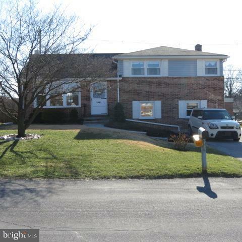 Property Photo: 2430 Brookside Lane PA 17402