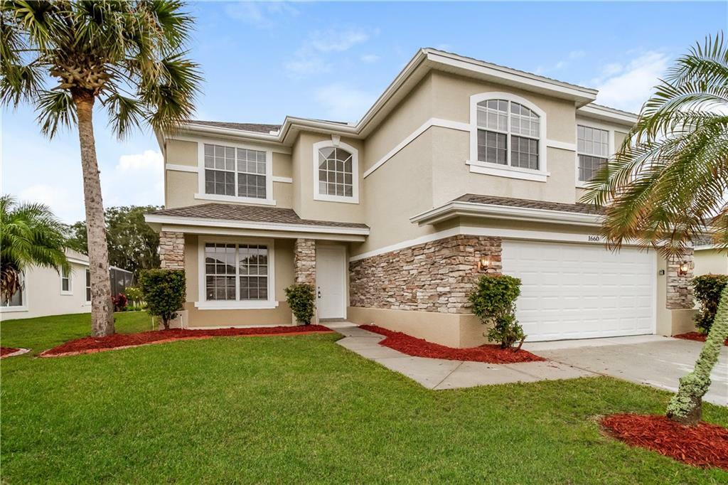 Property Photo: 1660 The Oaks Boulevard FL 34746