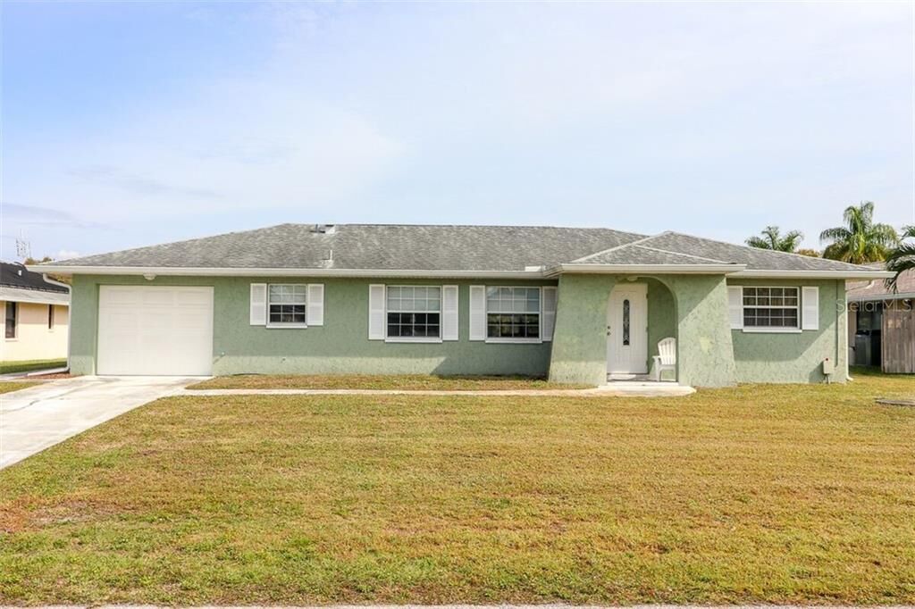 Property Photo:  3302 Middletown Street  FL 33952 