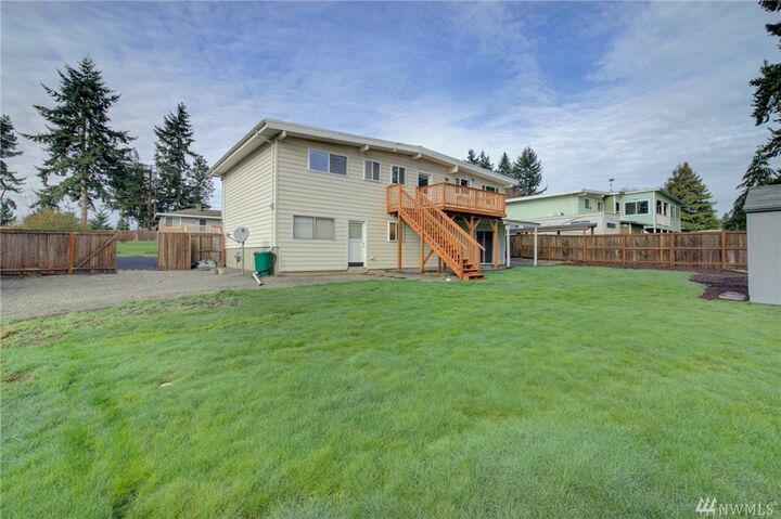 Property Photo: 25630 34th Avenue S WA 98032