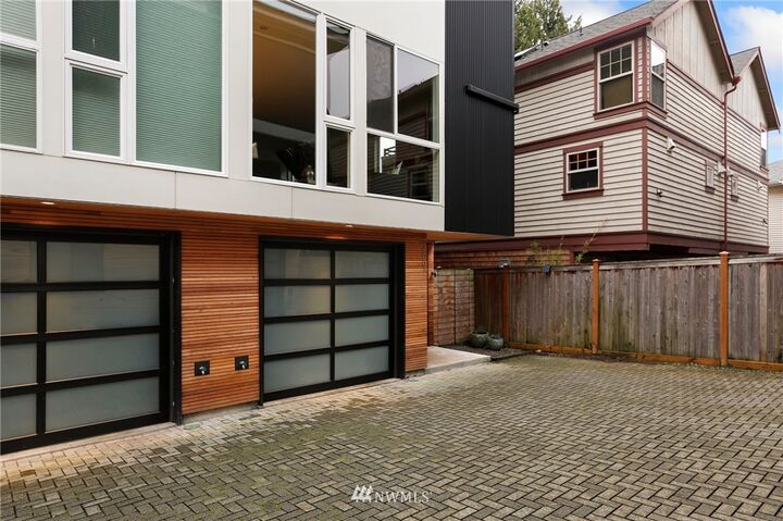 Property Photo:  2607 NW 58th Street  WA 98107 