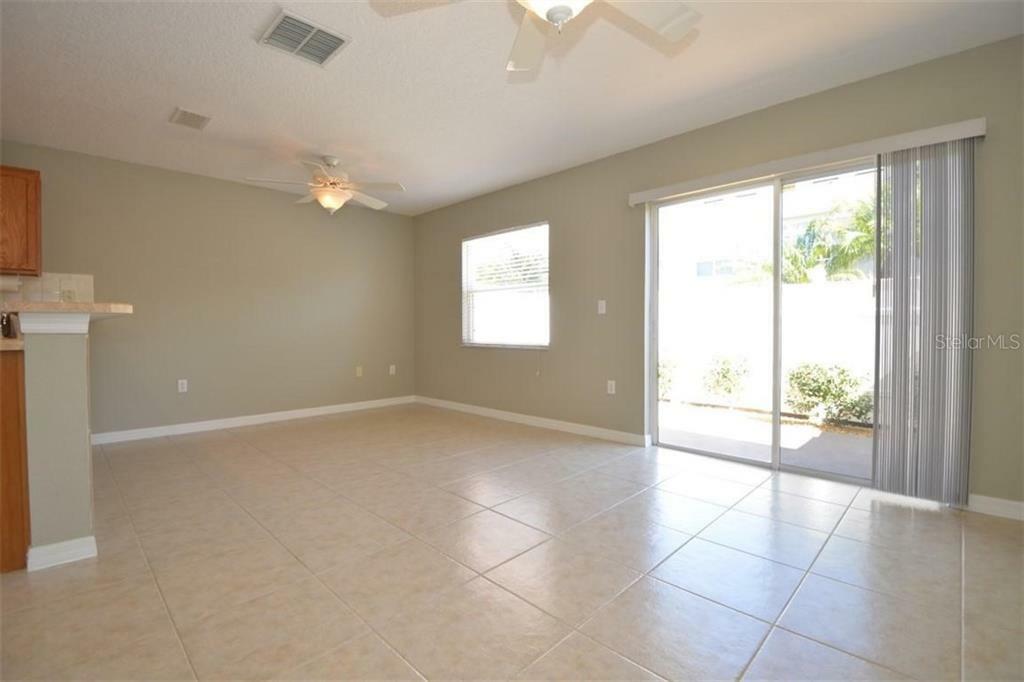 Property Photo:  2977 Ashford Park Place  FL 32765 