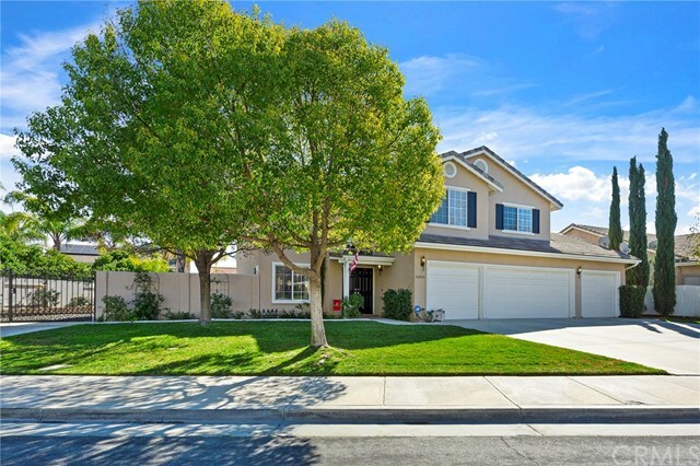 Property Photo:  32820 Canyon Crest Street  CA 92595 