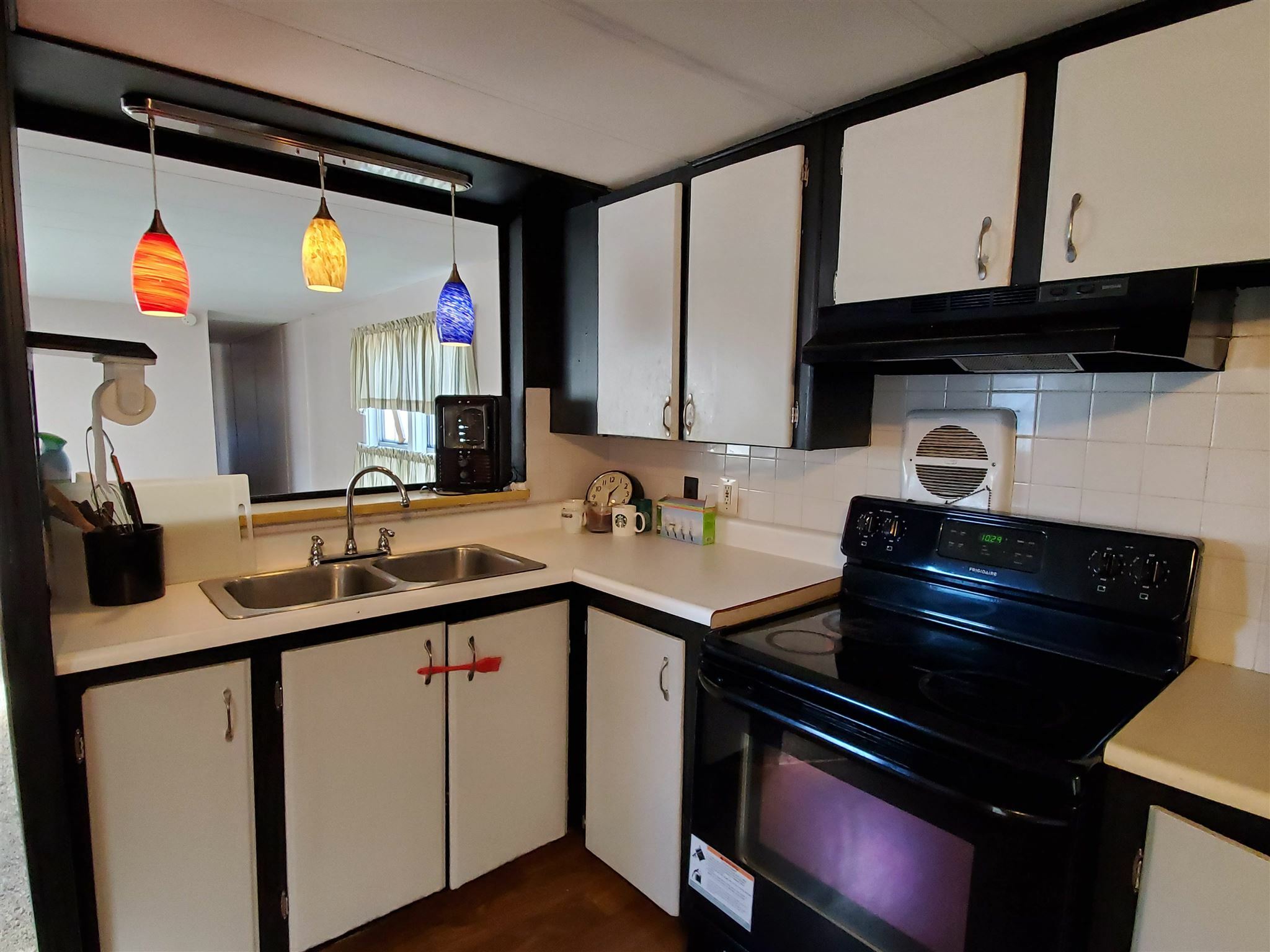 Property Photo: 19 Longmeadow Drive NH 03301