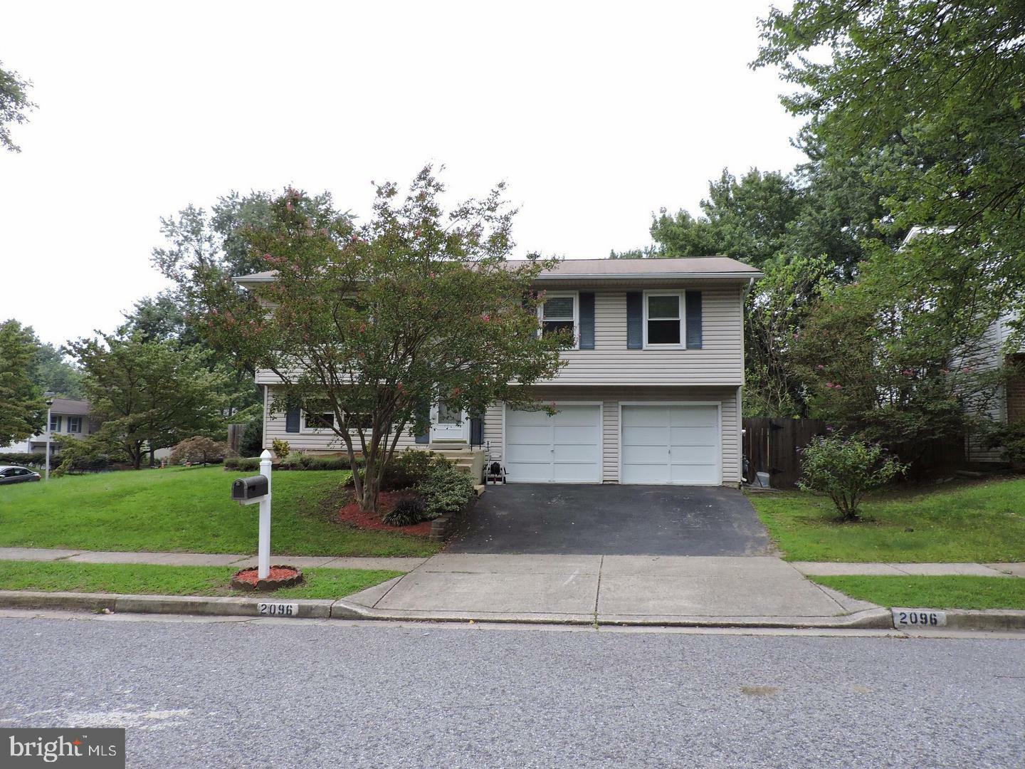 Property Photo:  2096 Pear Hill Court  MD 21114 