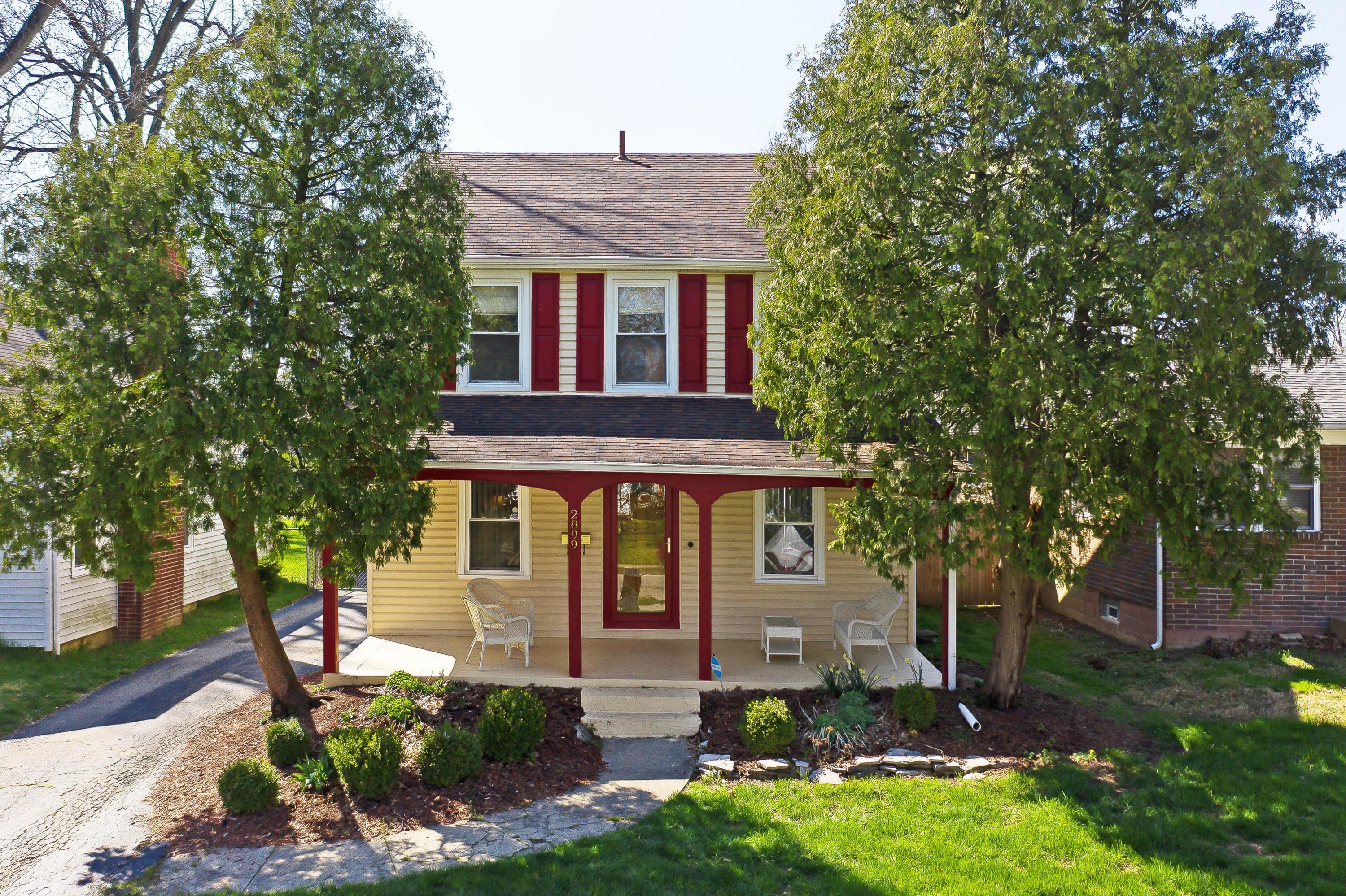 Property Photo: 2899 Dresden Street OH 43224
