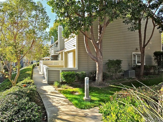 Property Photo: 510 Stoneham 103 CA 90803