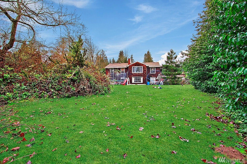 Property Photo:  17159  4th Avenue SW  WA 98166 