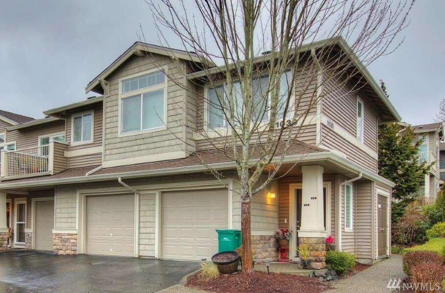 Property Photo:  1039 61st St SE 106  WA 98092 