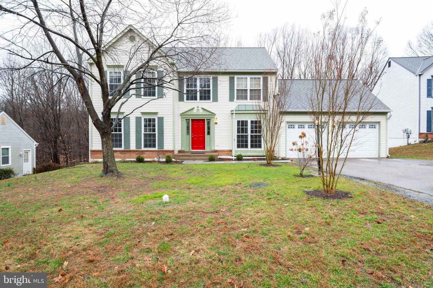 Property Photo: 4072 Westwind Drive VA 22193