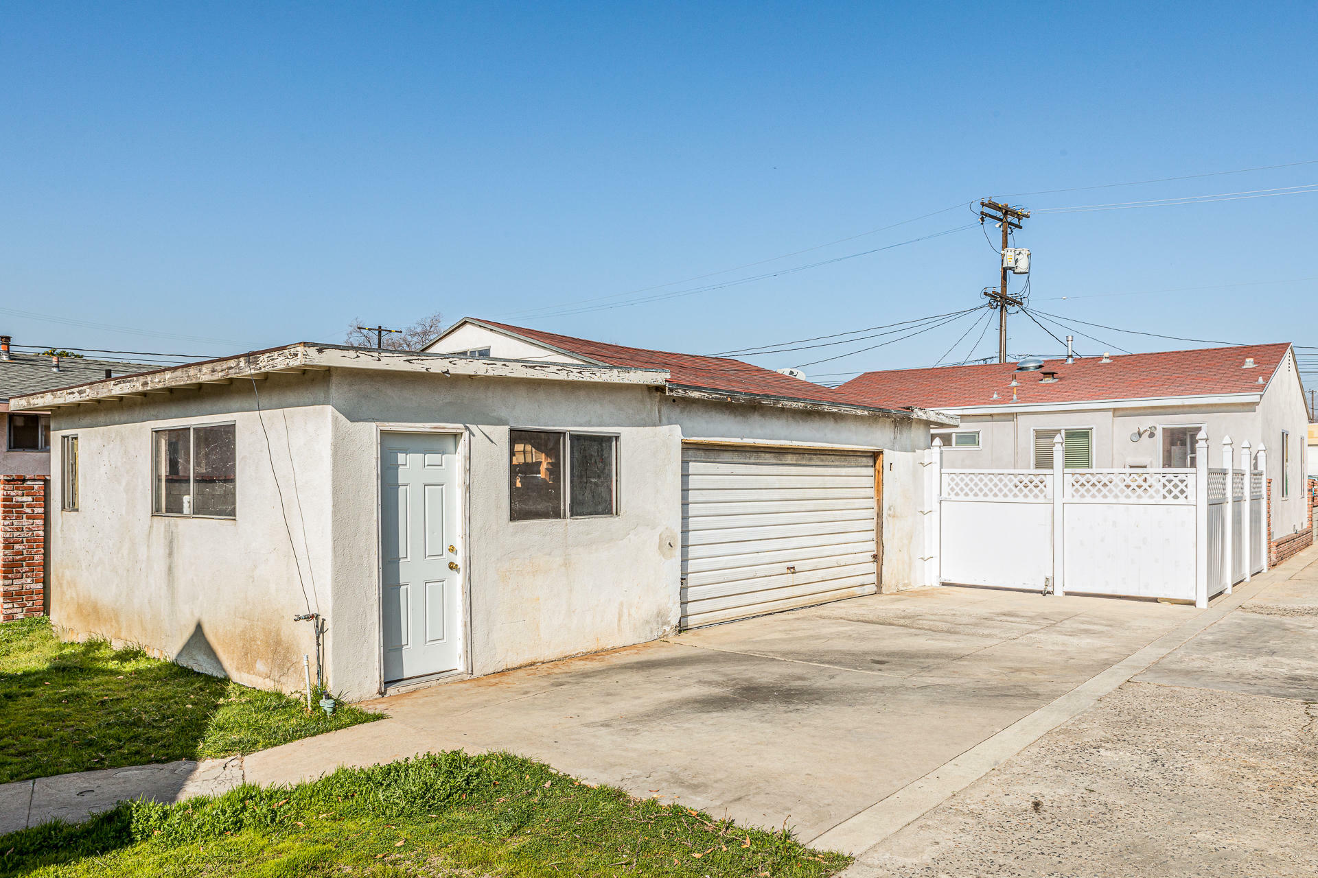 Property Photo:  4174 Willimet Avenue  CA 90039 