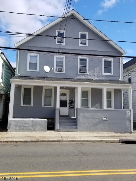 Property Photo:  42 Thompson St  NJ 08869 