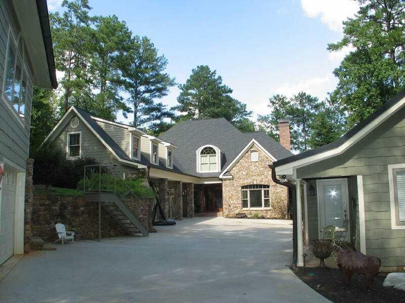 Property Photo:  5450 Pine Forest Road   30504