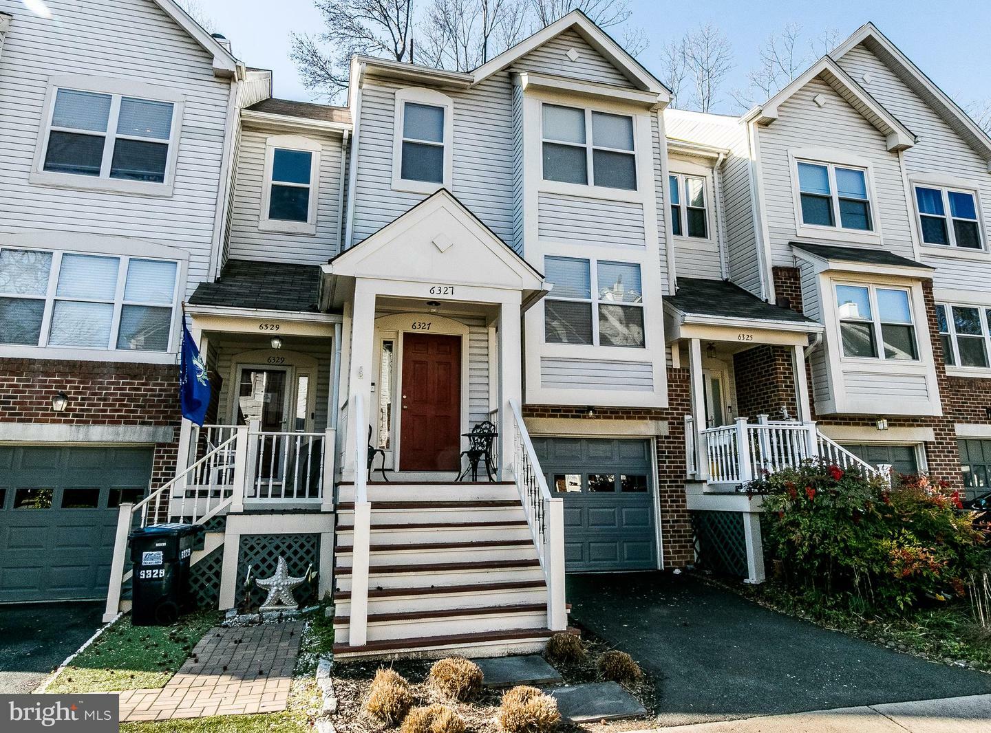 Property Photo: 6327 Over See Court VA 22152
