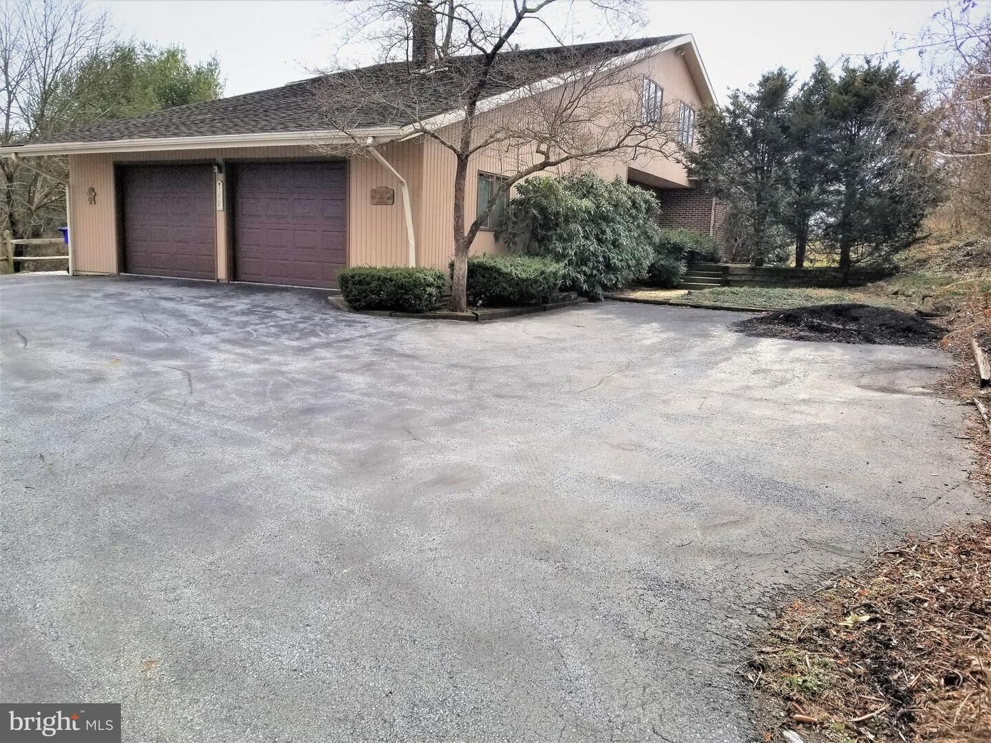 Property Photo:  107 Clubhouse Drive  PA 19506 