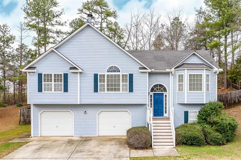 Property Photo: 9425 Pebble Creek Court 30180