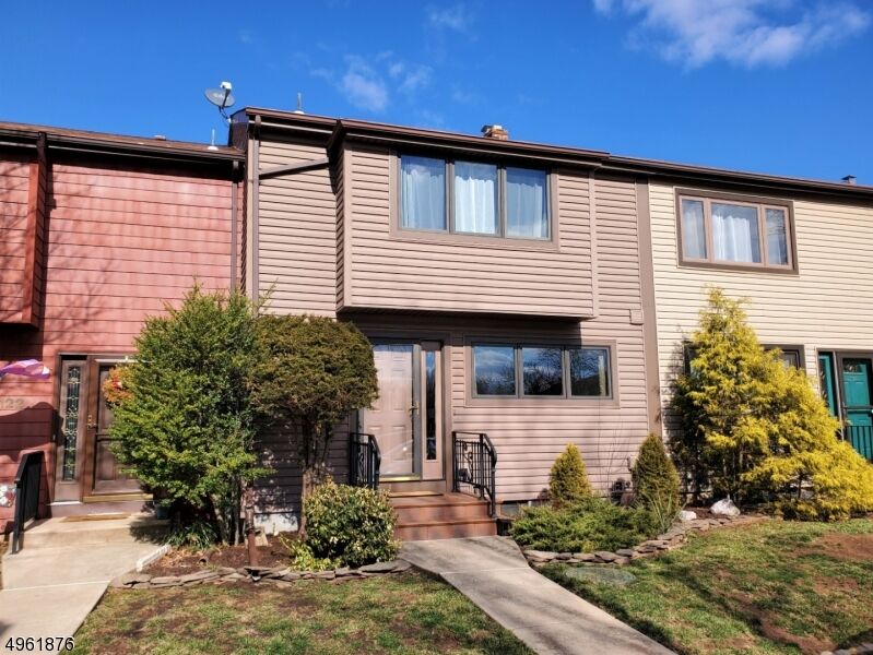 Property Photo: 124 Brookside Ln NJ 08844
